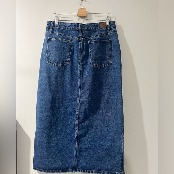 Country denim maxi skirt - Picture 3 of 5